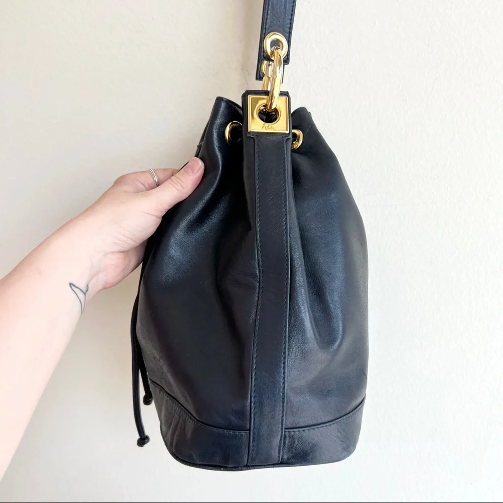 Aleda Firenze Drawstring Bucket Bag - Picture 3 of 14